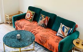 Maison Evasion Voyage parking et jardin by Art de Voyager